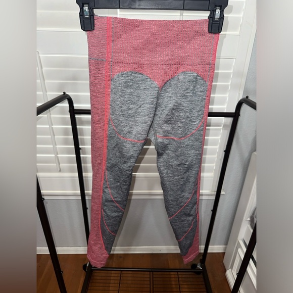 Gymshark leggings - Picture 2 of 2